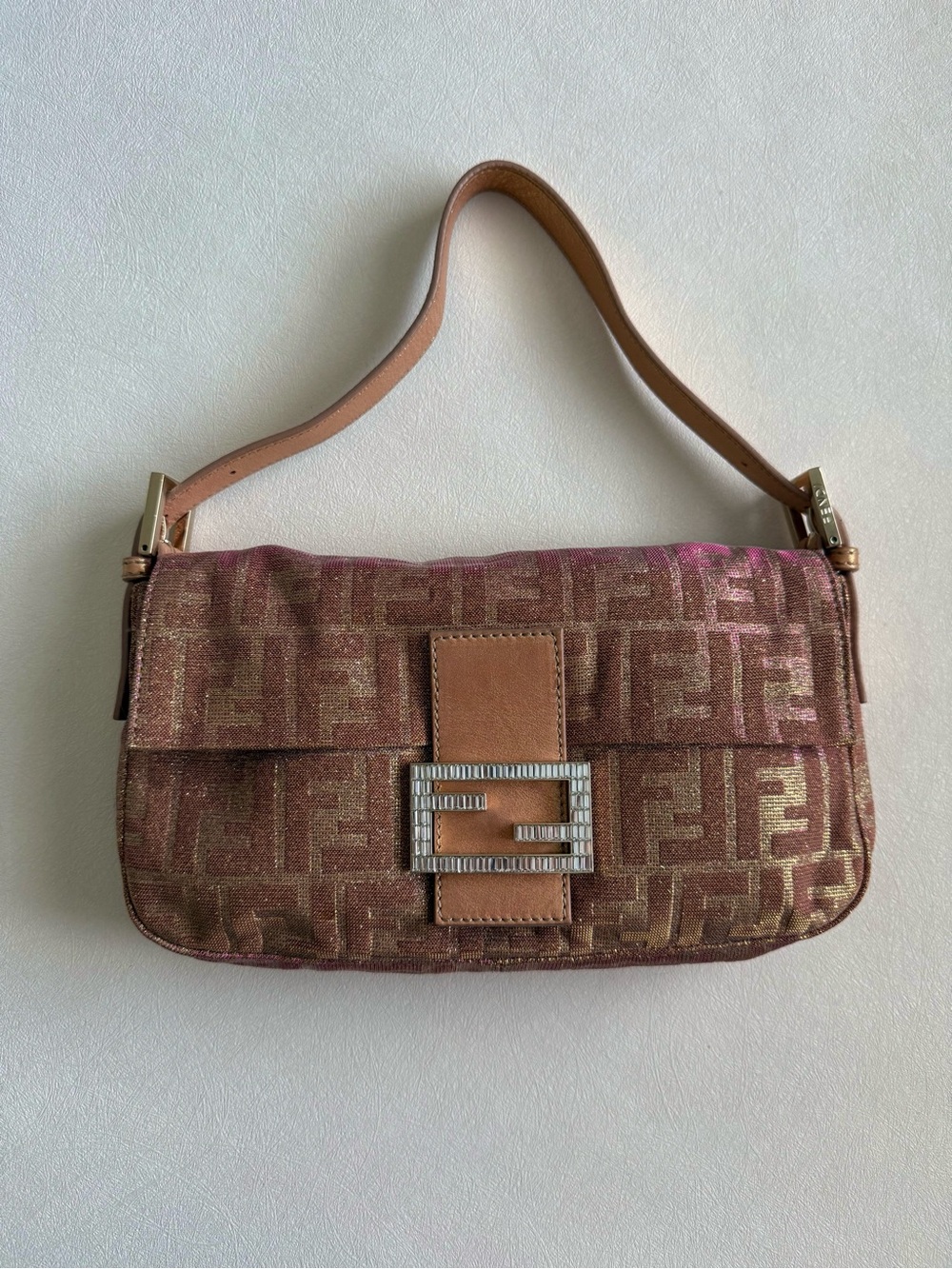 *RARE* Vintage Fendi Metallic Pink Baguette Bag w Crystal Buckle - Picture 2 of 12